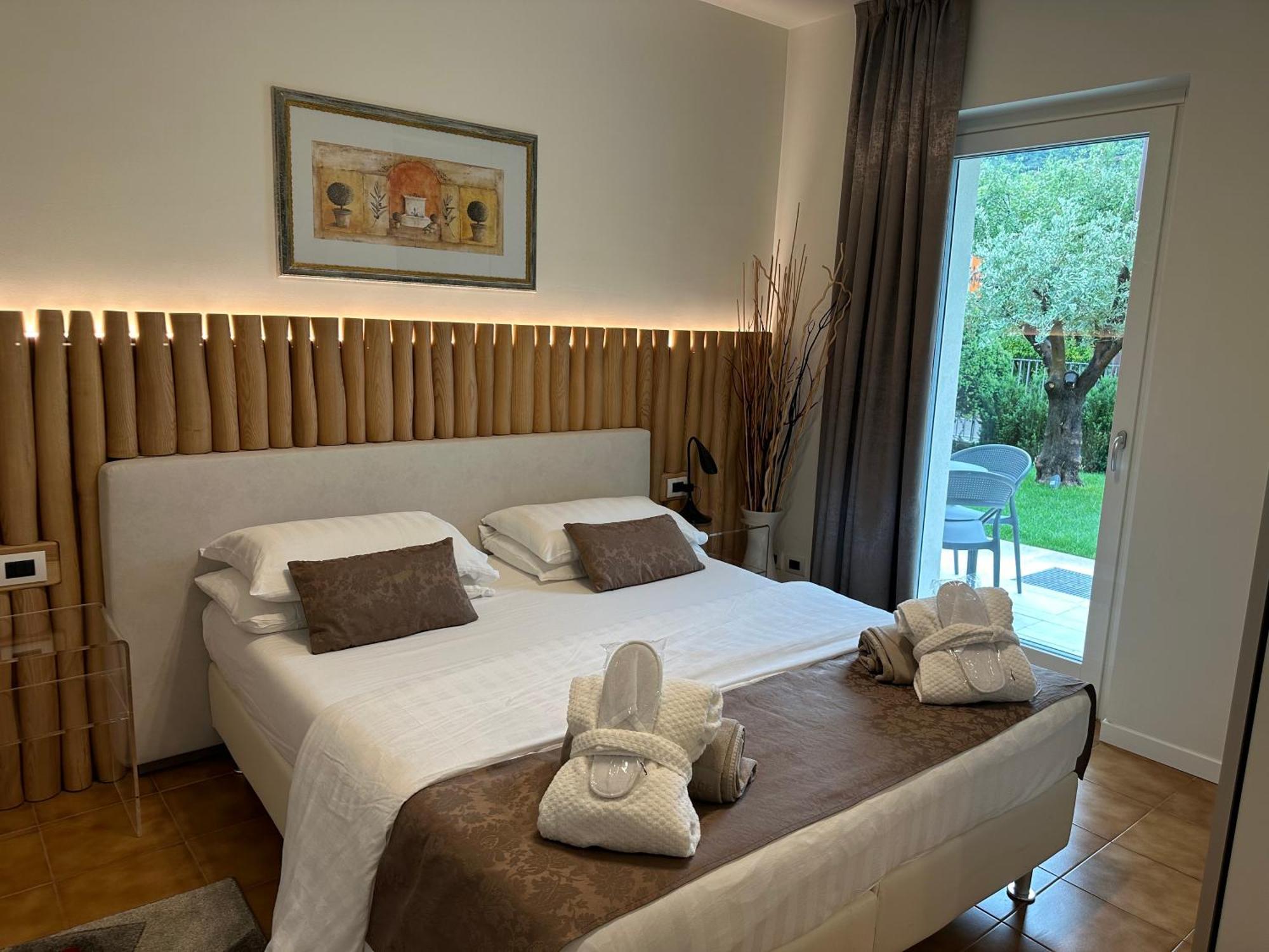 Residence Villa Dalila - Appartamento Dalila ريفا ديل غاردا المظهر الخارجي الصورة