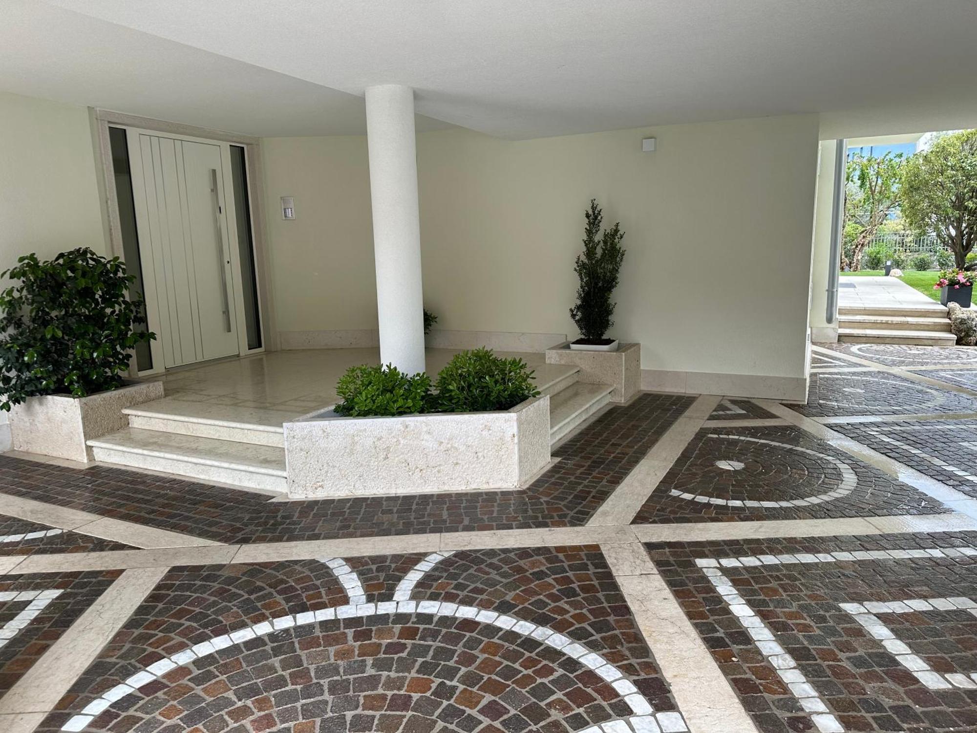 Residence Villa Dalila - Appartamento Dalila ريفا ديل غاردا المظهر الخارجي الصورة
