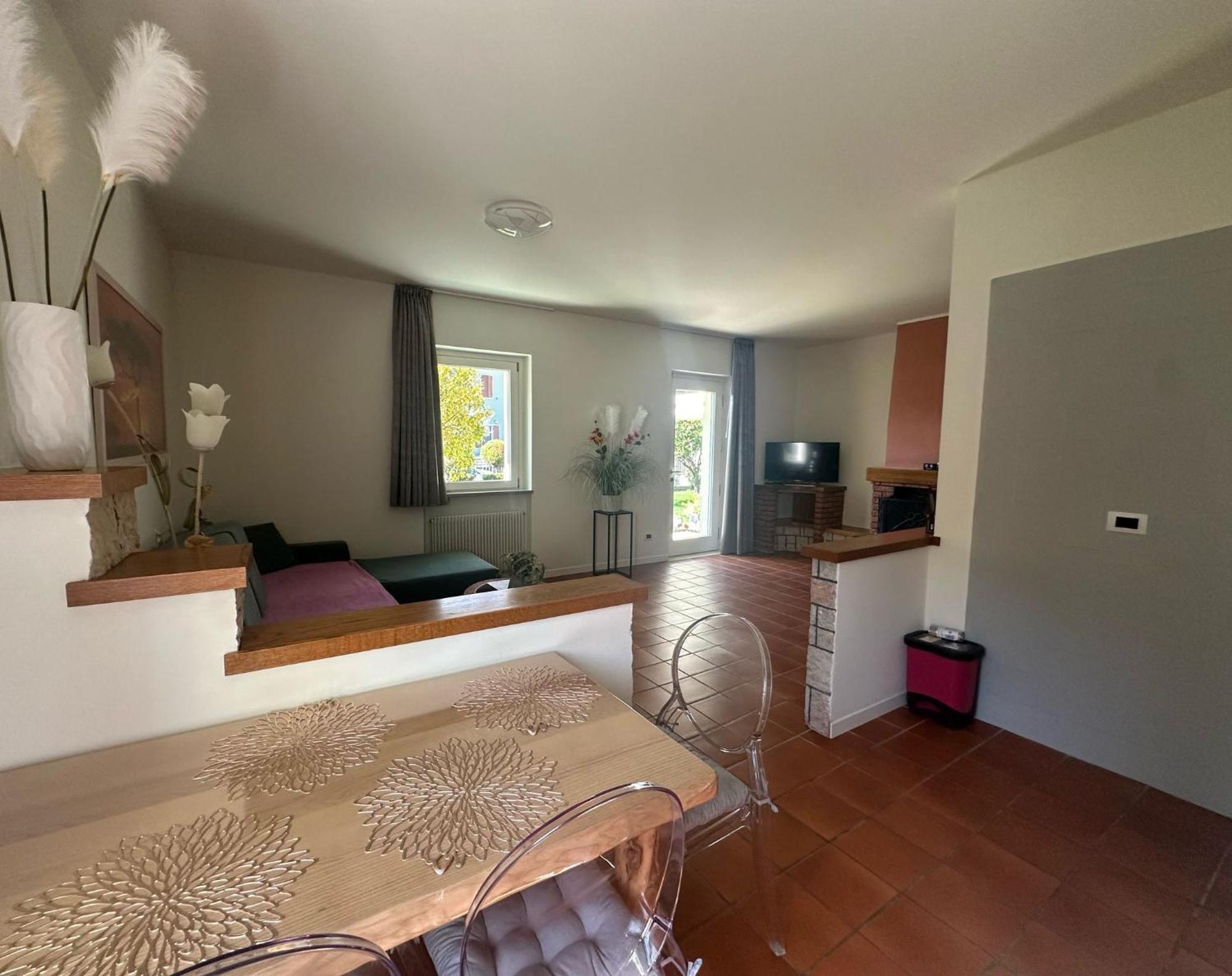 Residence Villa Dalila - Appartamento Dalila ريفا ديل غاردا المظهر الخارجي الصورة
